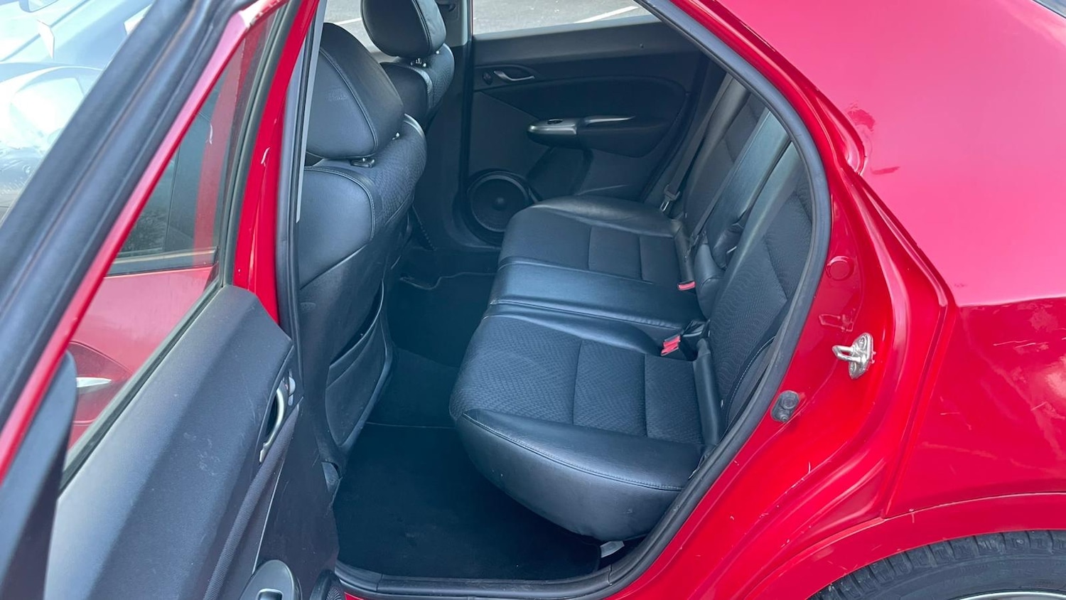 Used Honda Civic 2011 for sale - 76522557: Photo 11