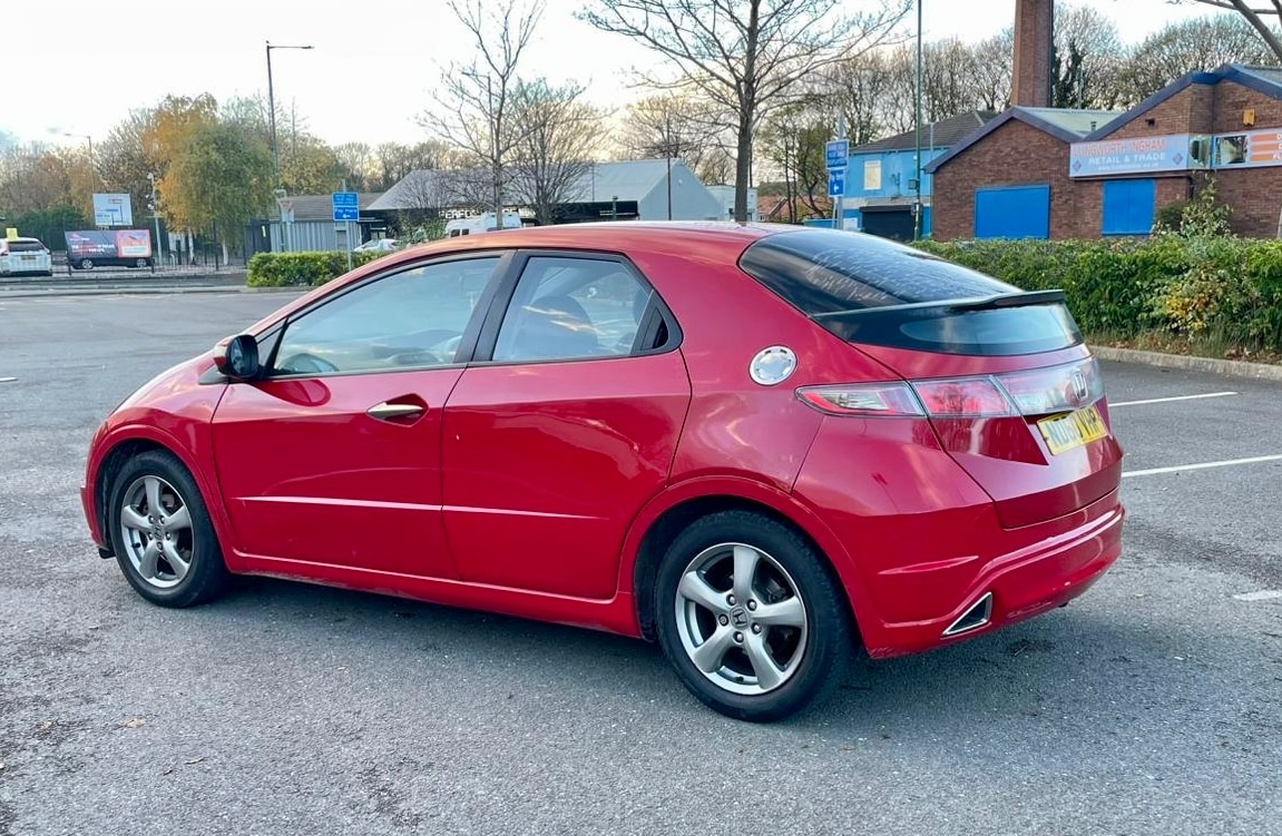 Used Honda Civic 2011 for sale - 76522557: Photo 6