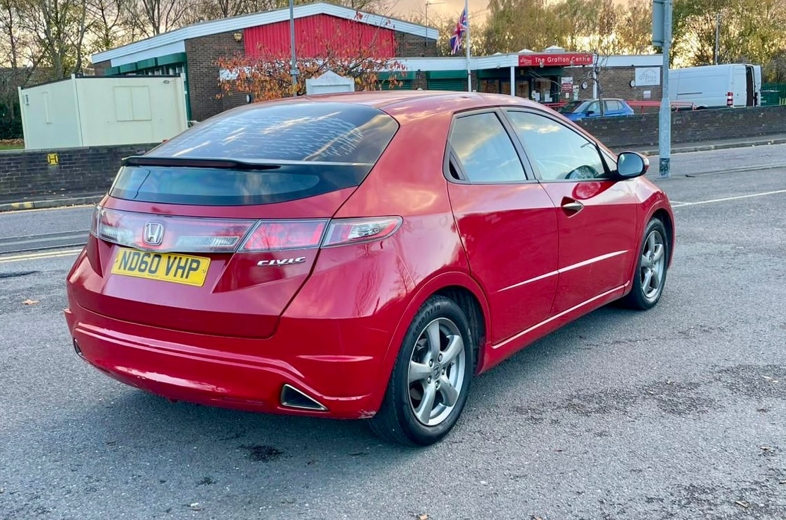 Used Honda Civic 2011 for sale - 76522557: Photo 8