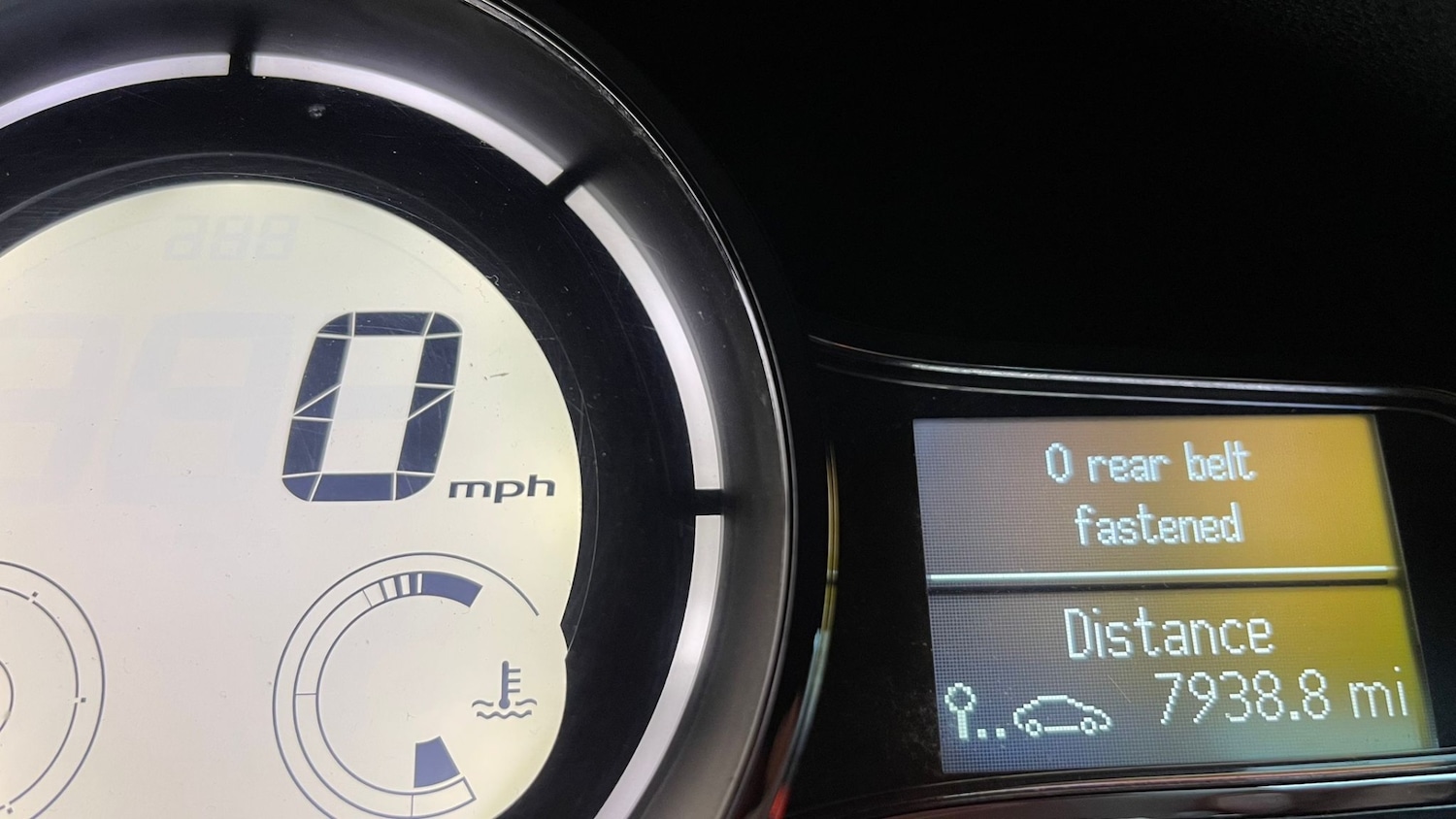 Used Renault Megane 2011 for sale - 77144708: Photo 14