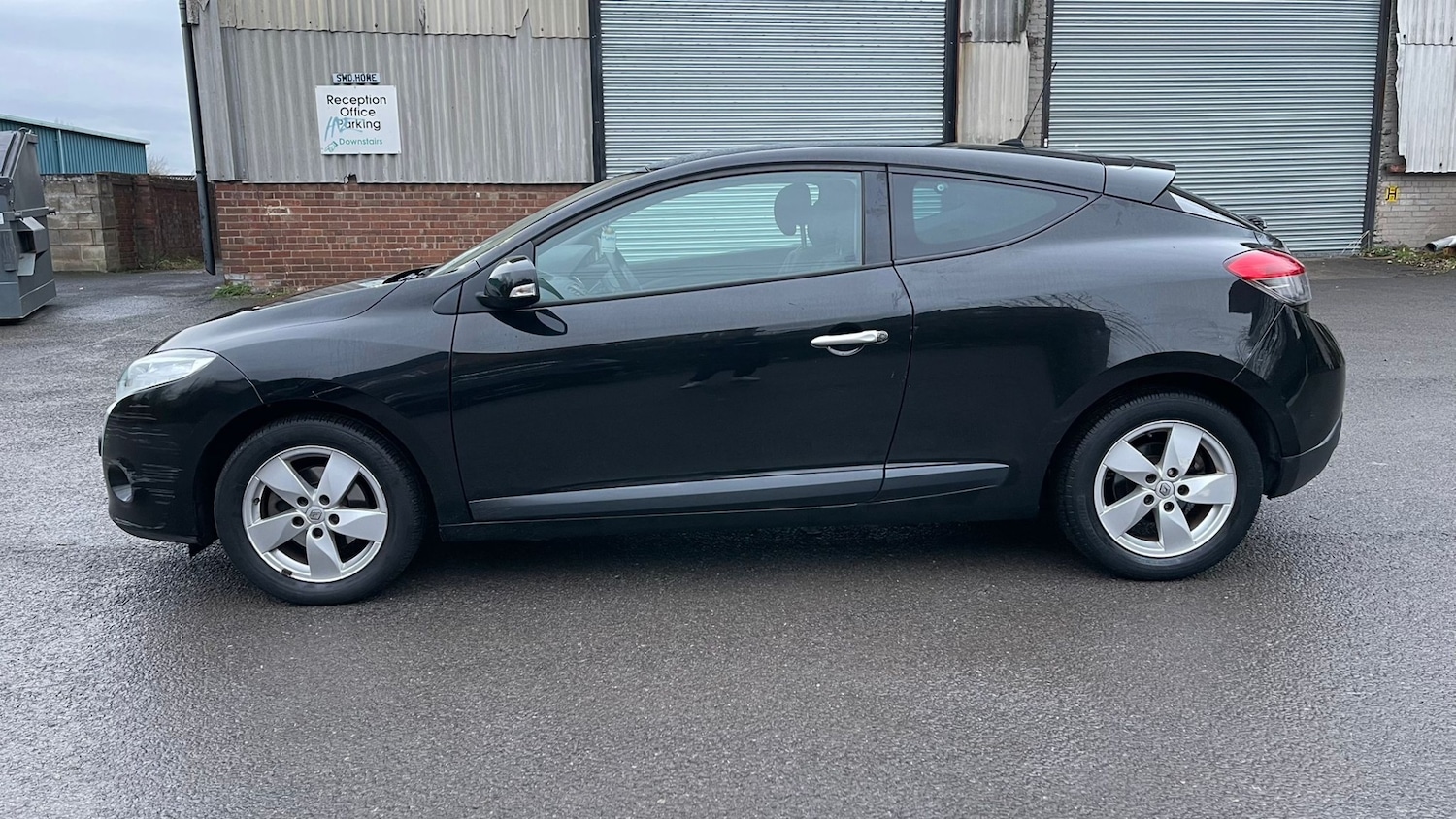 Used Renault Megane 2011 for sale - 77144708: Photo 3