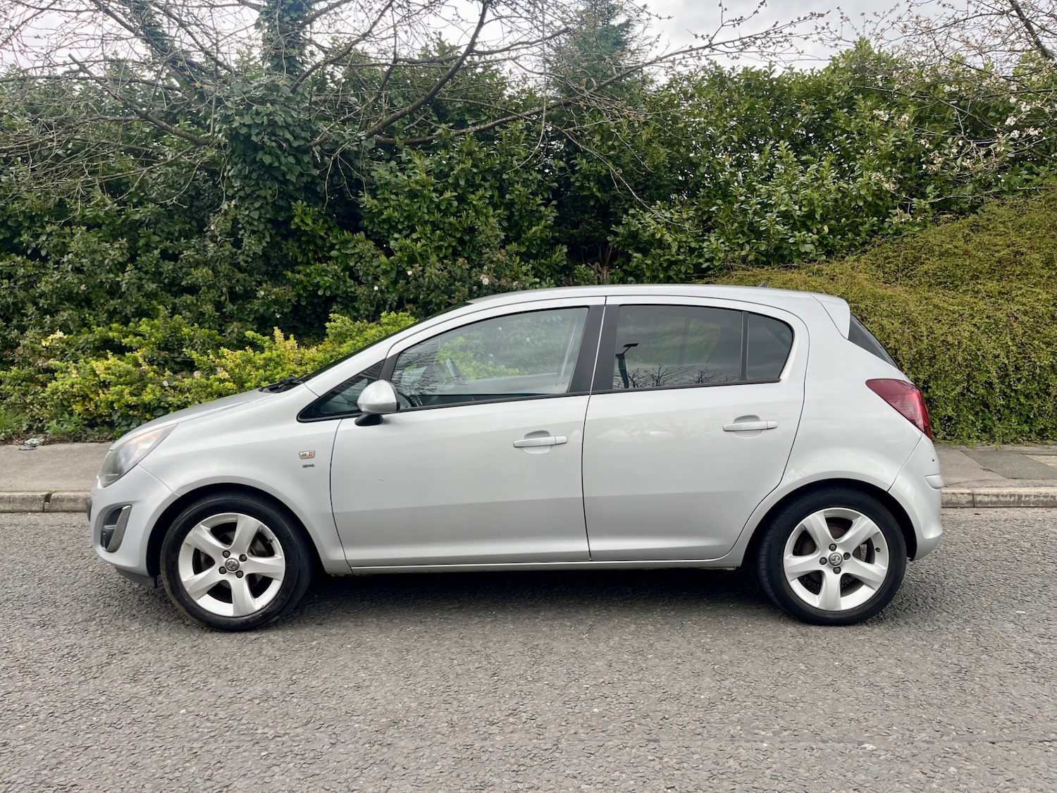 Used Vauxhall Corsa 2012 for sale - 78133473: Photo 3