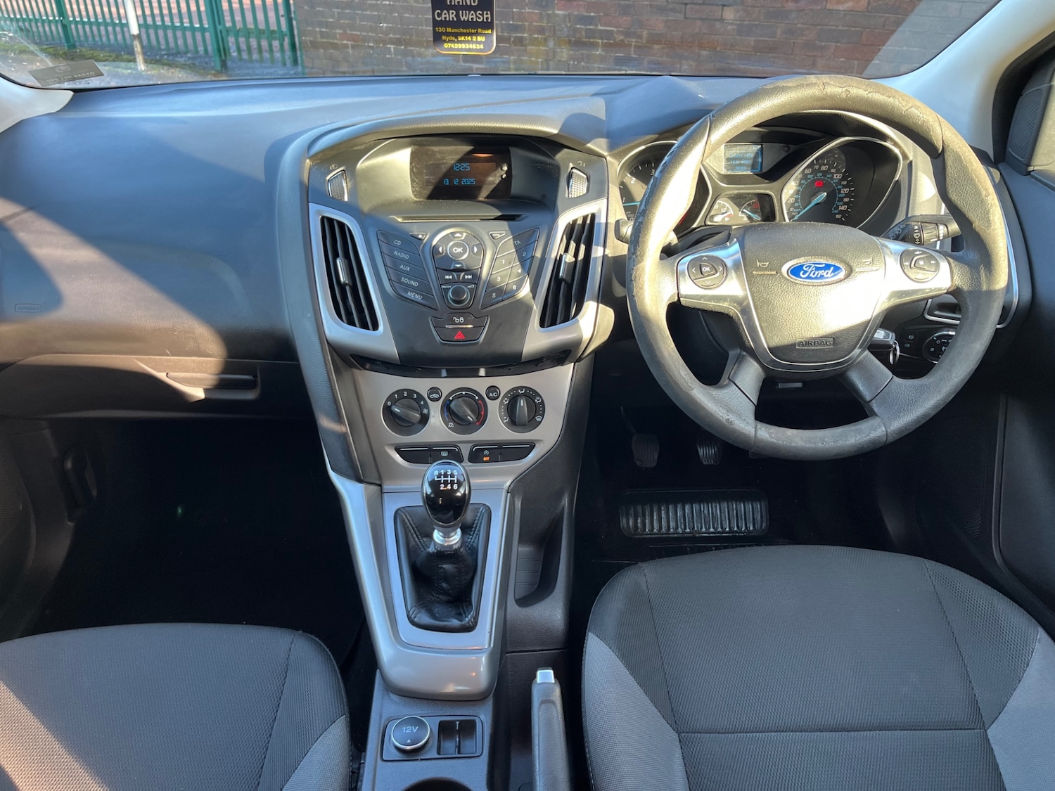 Used Ford Focus 2015 for sale - 76934897: Photo 9