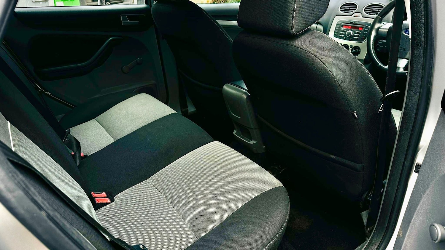 Used Ford Focus 2011 for sale - 77194799: Photo 8