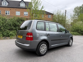 Used Volkswagen Touran 2003 for sale - 78488617: Photo