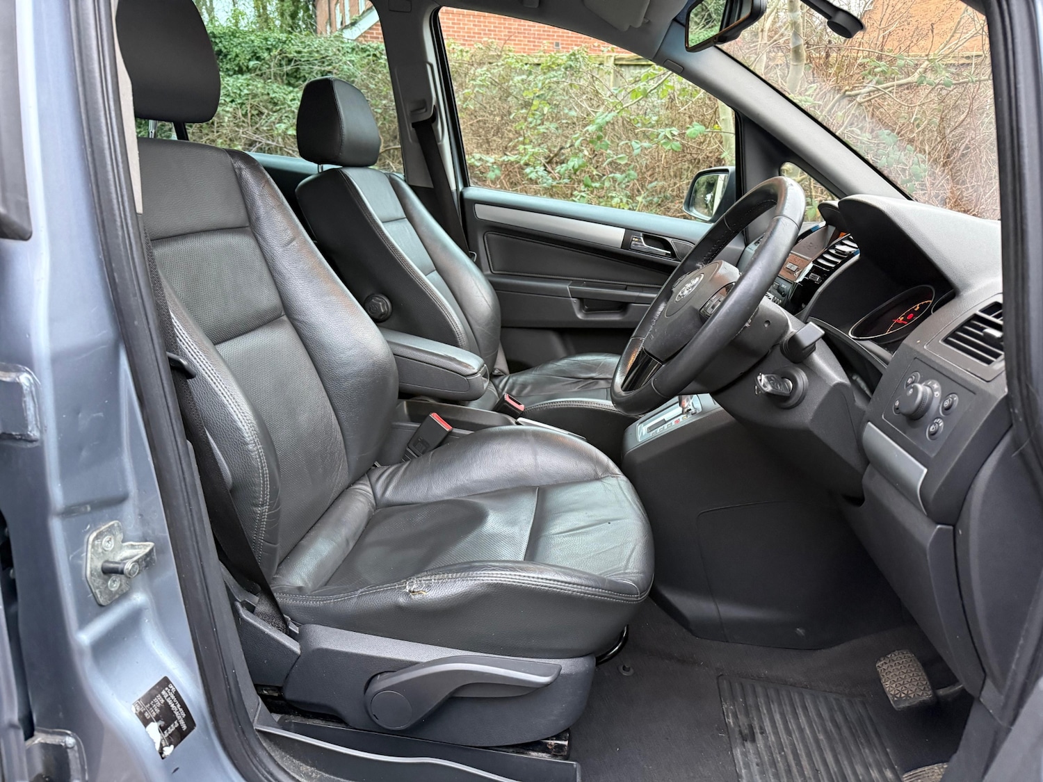 Used Vauxhall Zafira 2010 for sale - 77400135: Photo 11