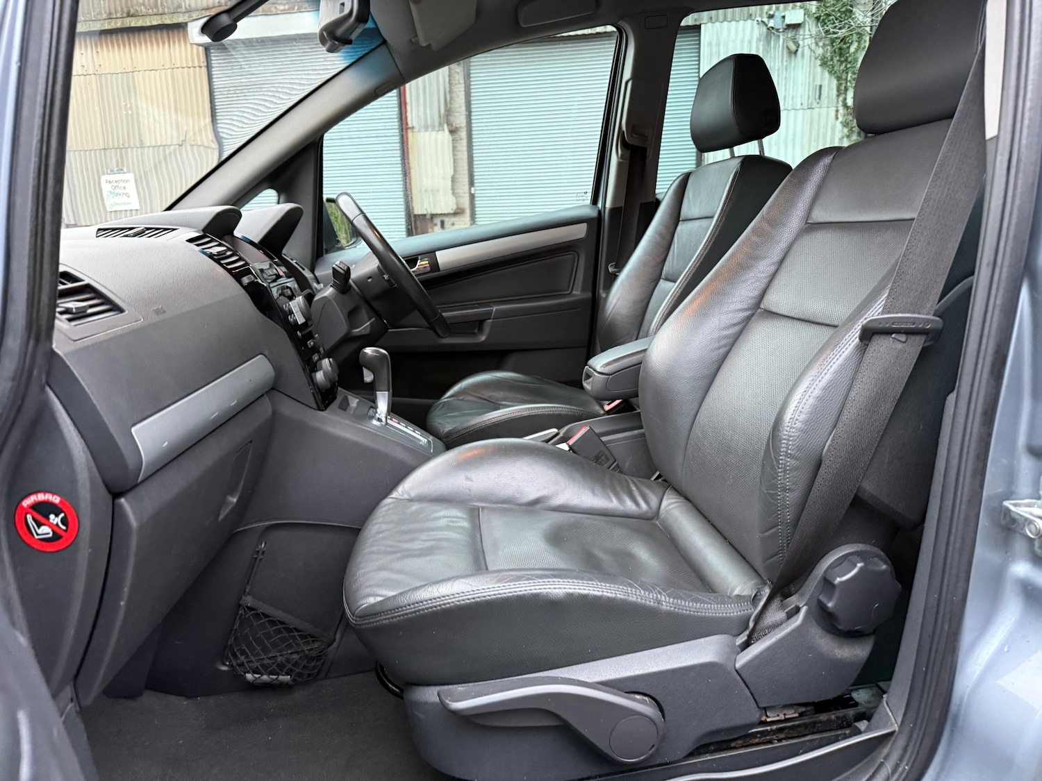 Used Vauxhall Zafira 2010 for sale - 77400135: Photo 13