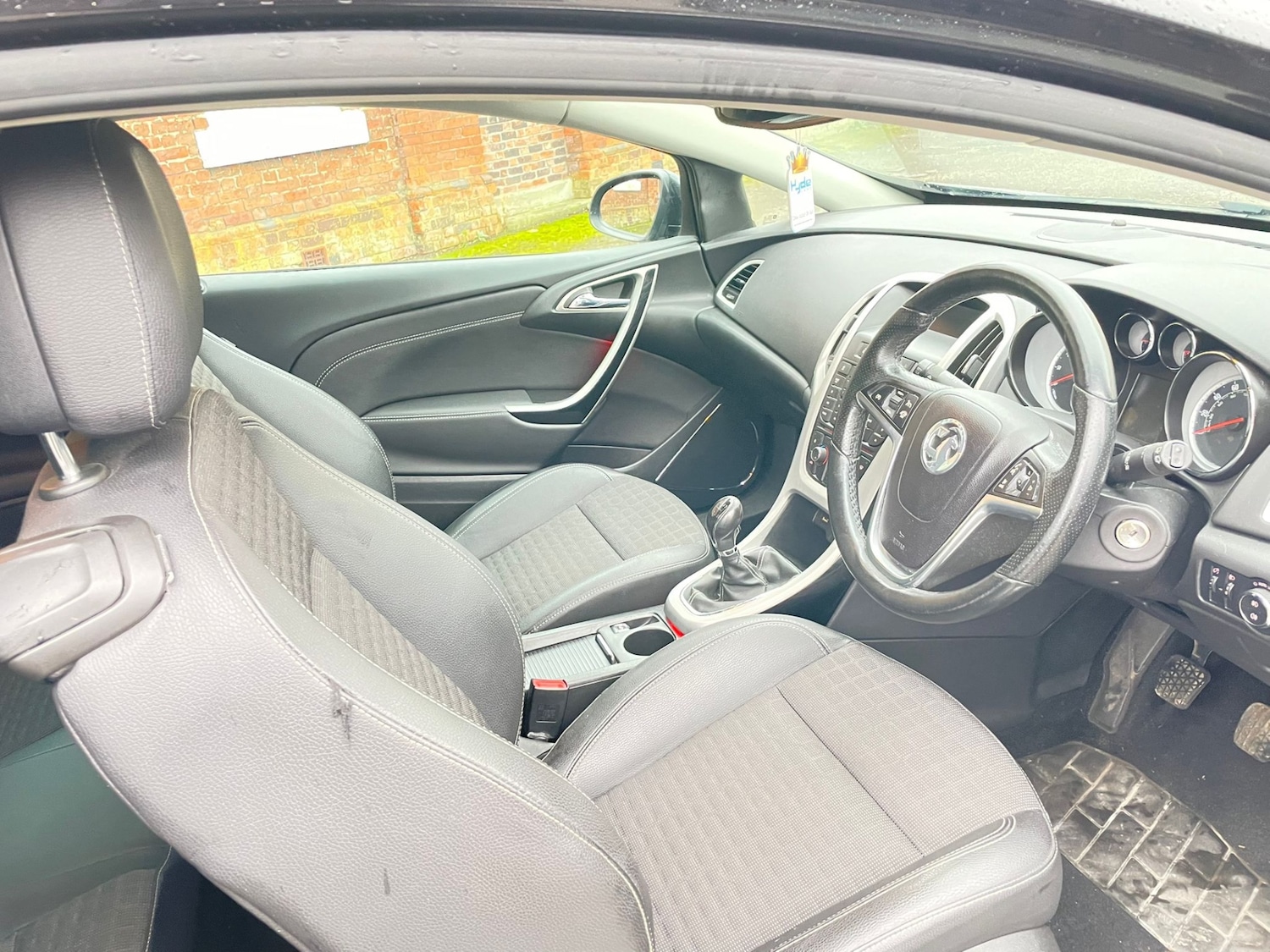 Used Vauxhall Astra GTC 2011 for sale - 76987176: Photo 12