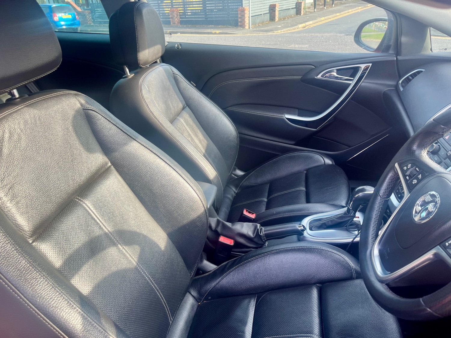 Used Vauxhall Astra GTC 2014 for sale - 77950988: Photo 11