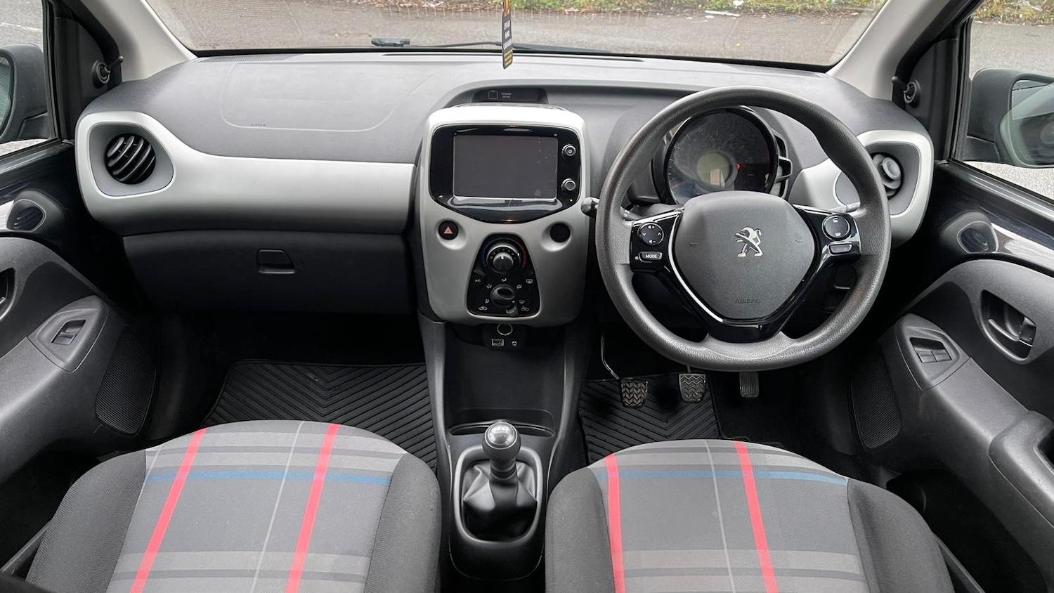 Used Peugeot 108 2014 for sale - 77144712: Photo 8