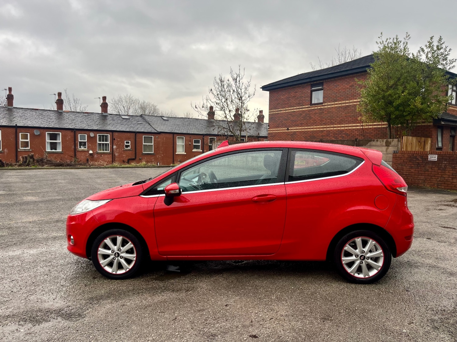 Used Ford Fiesta 2011 for sale - 77358277: Photo 4