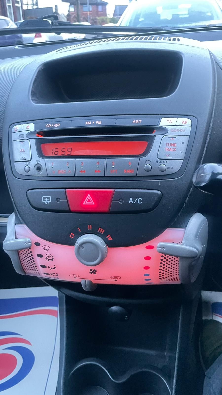 Used Peugeot 107 2013 for sale - 76545724: Photo 16