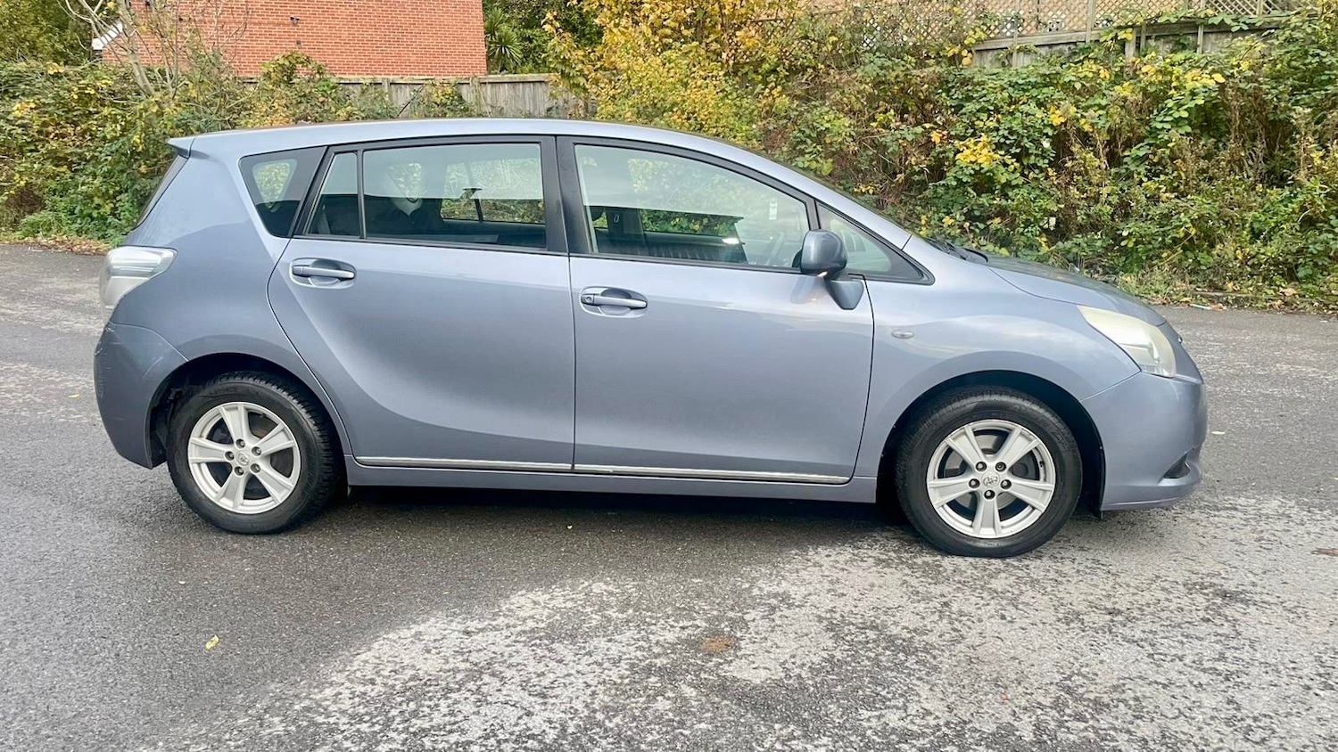 Used Toyota Verso 2009 for sale - 76455144: Photo 4