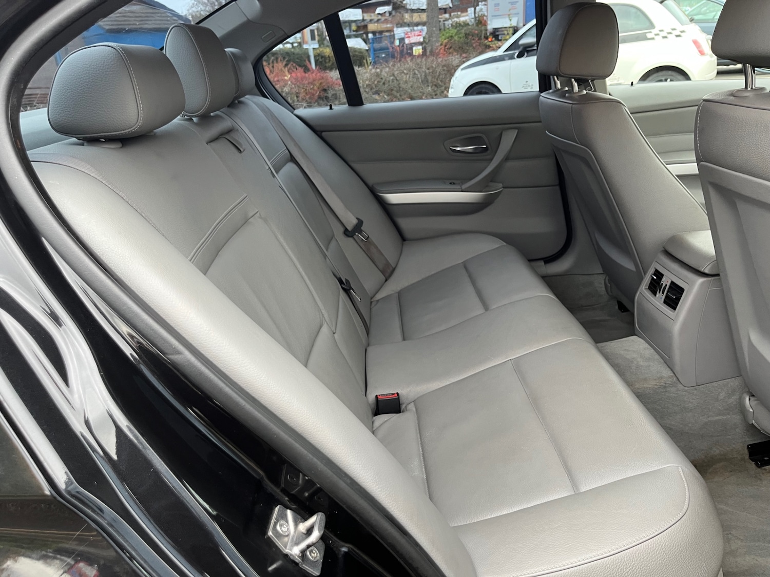 Used BMW 3 Series 2010 for sale - 76564956: Photo 11