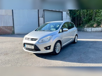 2011 (11) - 1.6 Titanium 5dr