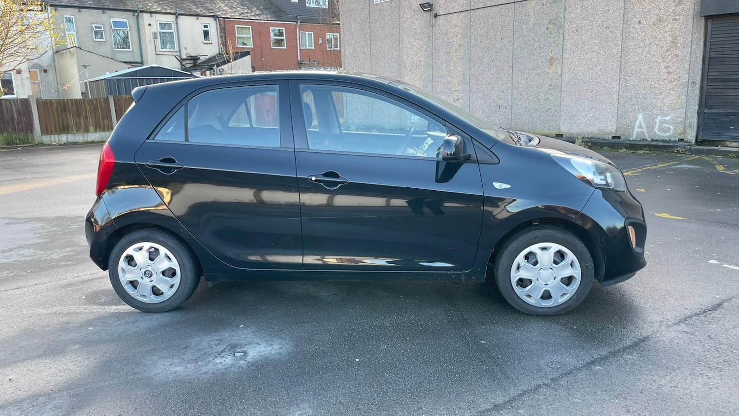 Used Kia Picanto 2011 for sale - 76694784: Photo 4