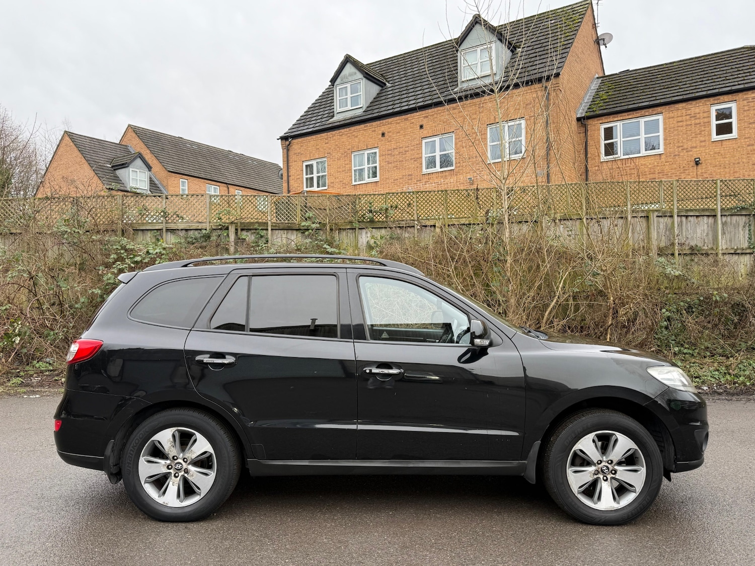 Used Hyundai Santa Fe 2012 for sale - 77261884: Photo 16