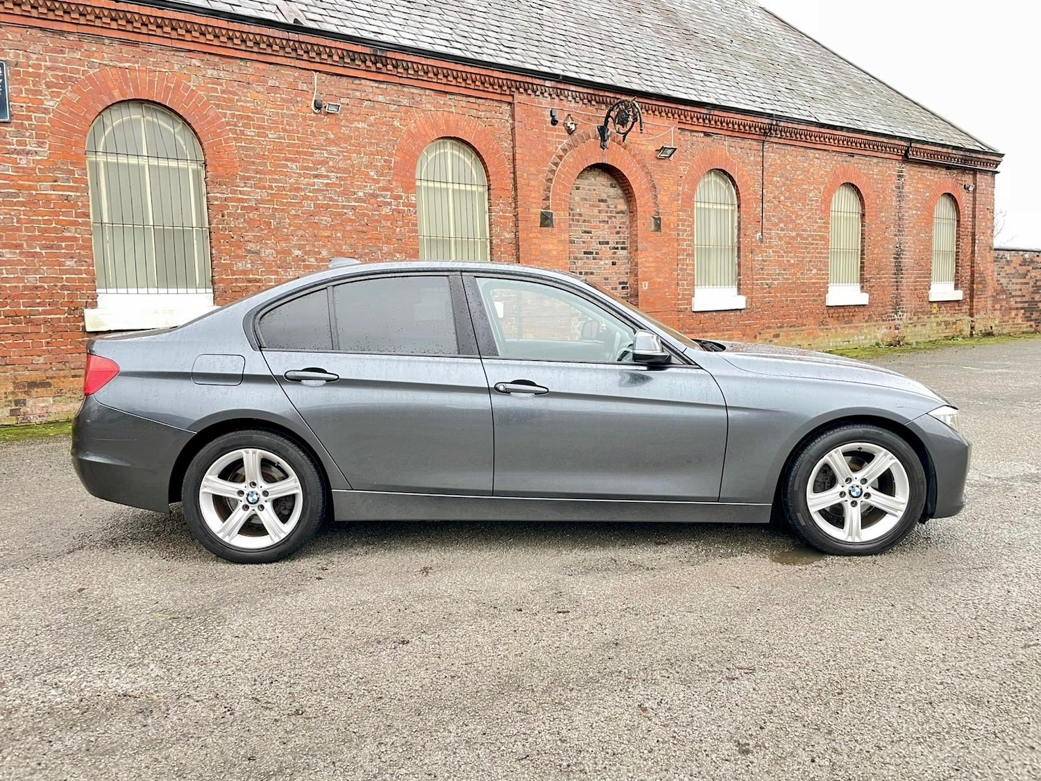 Used BMW 3 Series 2013 for sale - 76992319: Photo 4