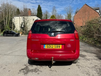 Used Peugeot 5008 2012 for sale - 78057307: Photo