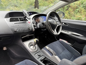 Used Honda Civic 2007 for sale - 76107616: Photo 2