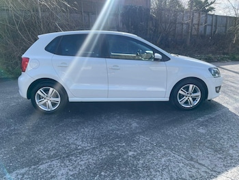 Used Volkswagen Polo 2017 for sale - 77736978: Photo