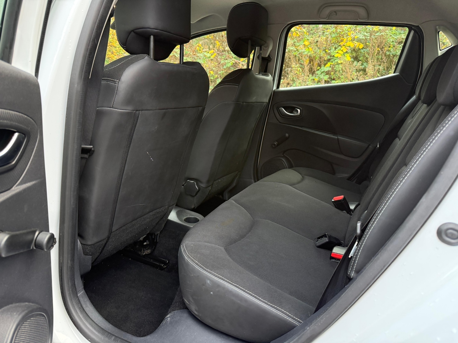 Used Renault Clio 2016 for sale - 76571304: Photo 14