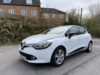 Used Renault Clio 2016 for sale - 76571304: Photo