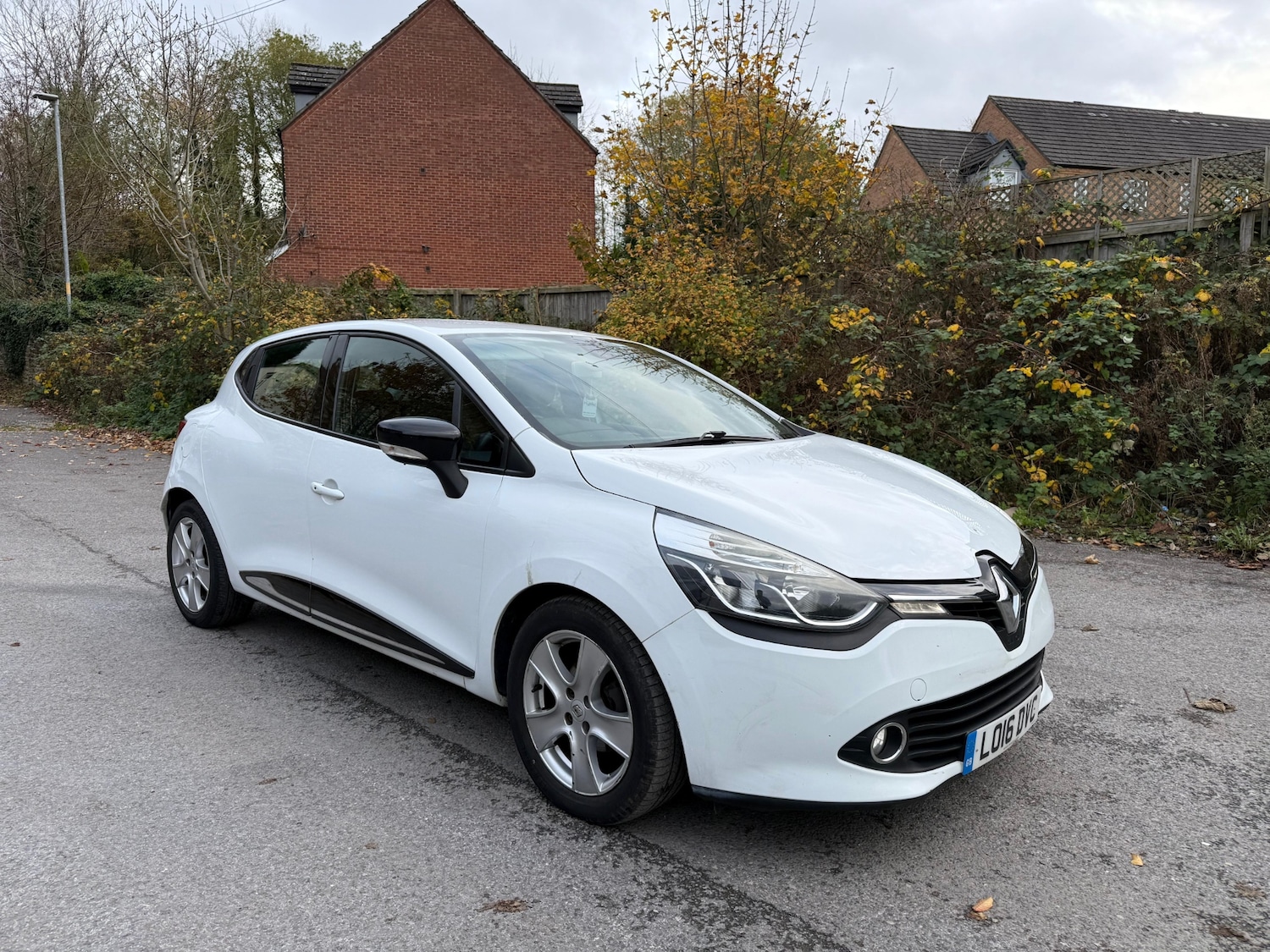 Used Renault Clio 2016 for sale - 76571304: Photo 7