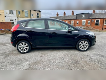 Used Ford Fiesta 2009 for sale - 77386179: Photo