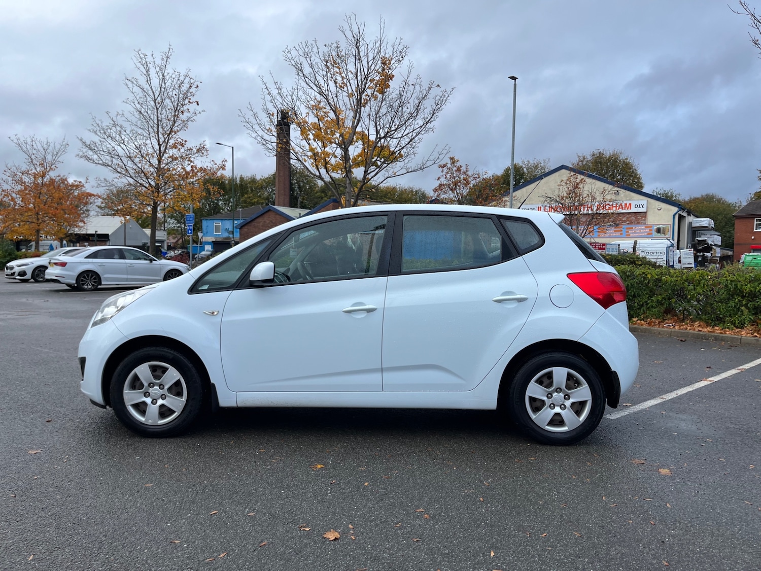 Used Kia Venga 2015 for sale - 76444471: Photo 4