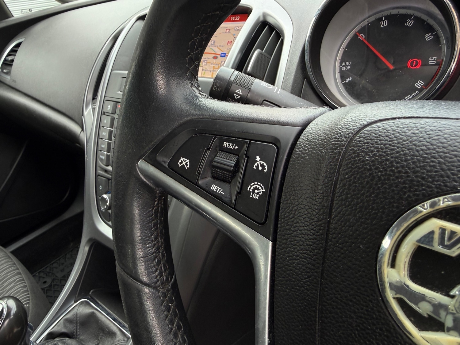 Used Vauxhall Astra 2015 for sale - 78135118: Photo 11