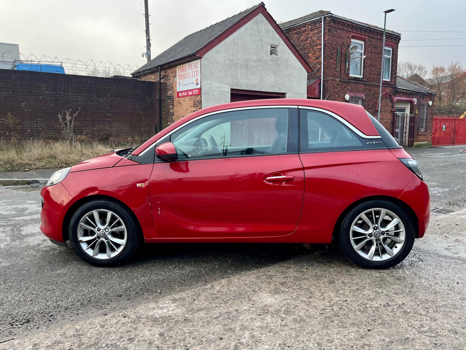 Used Vauxhall ADAM 2015 for sale - 77357678: Photo 4