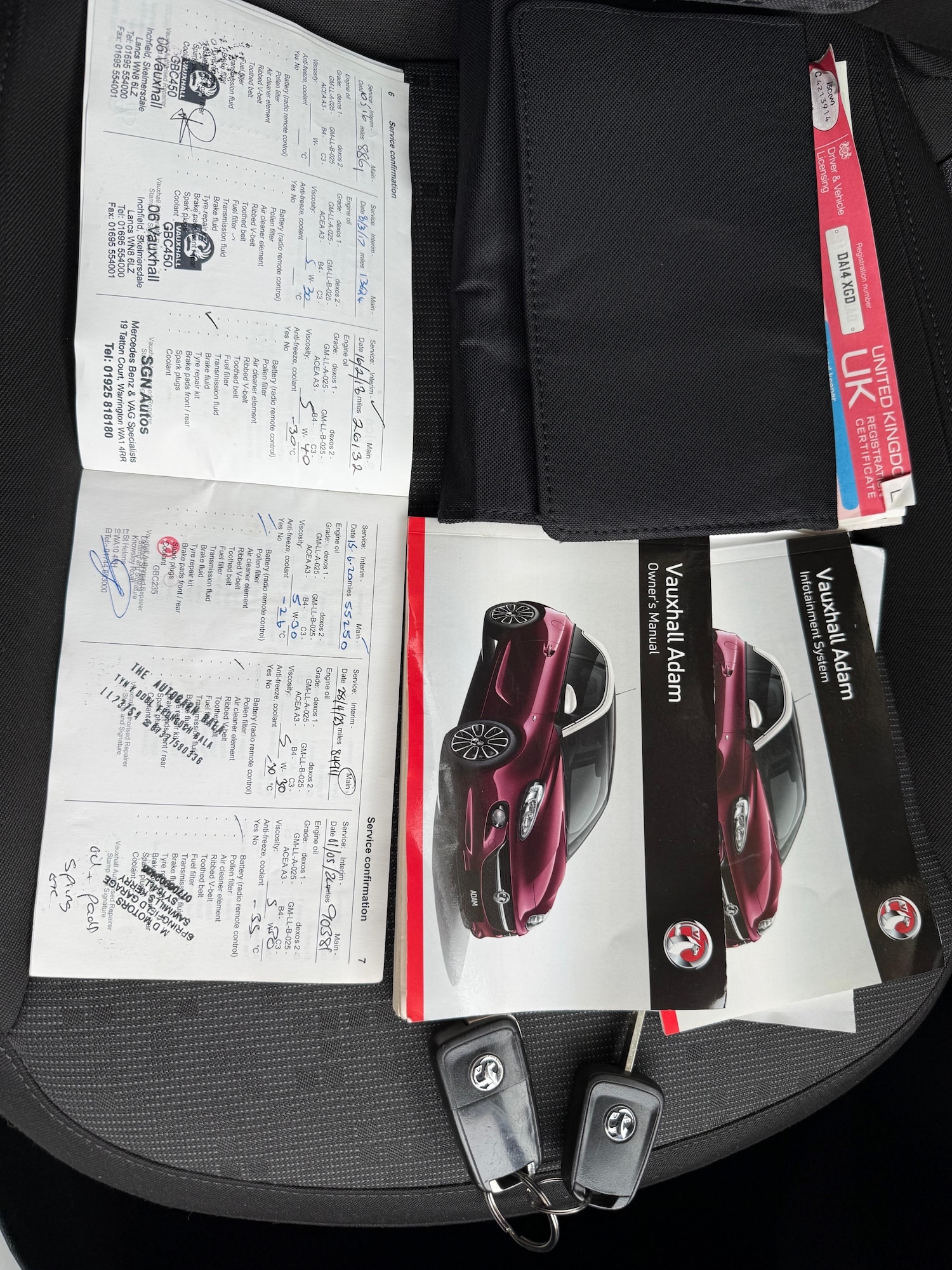 Used Vauxhall ADAM 2014 for sale - 76884679: Photo 4