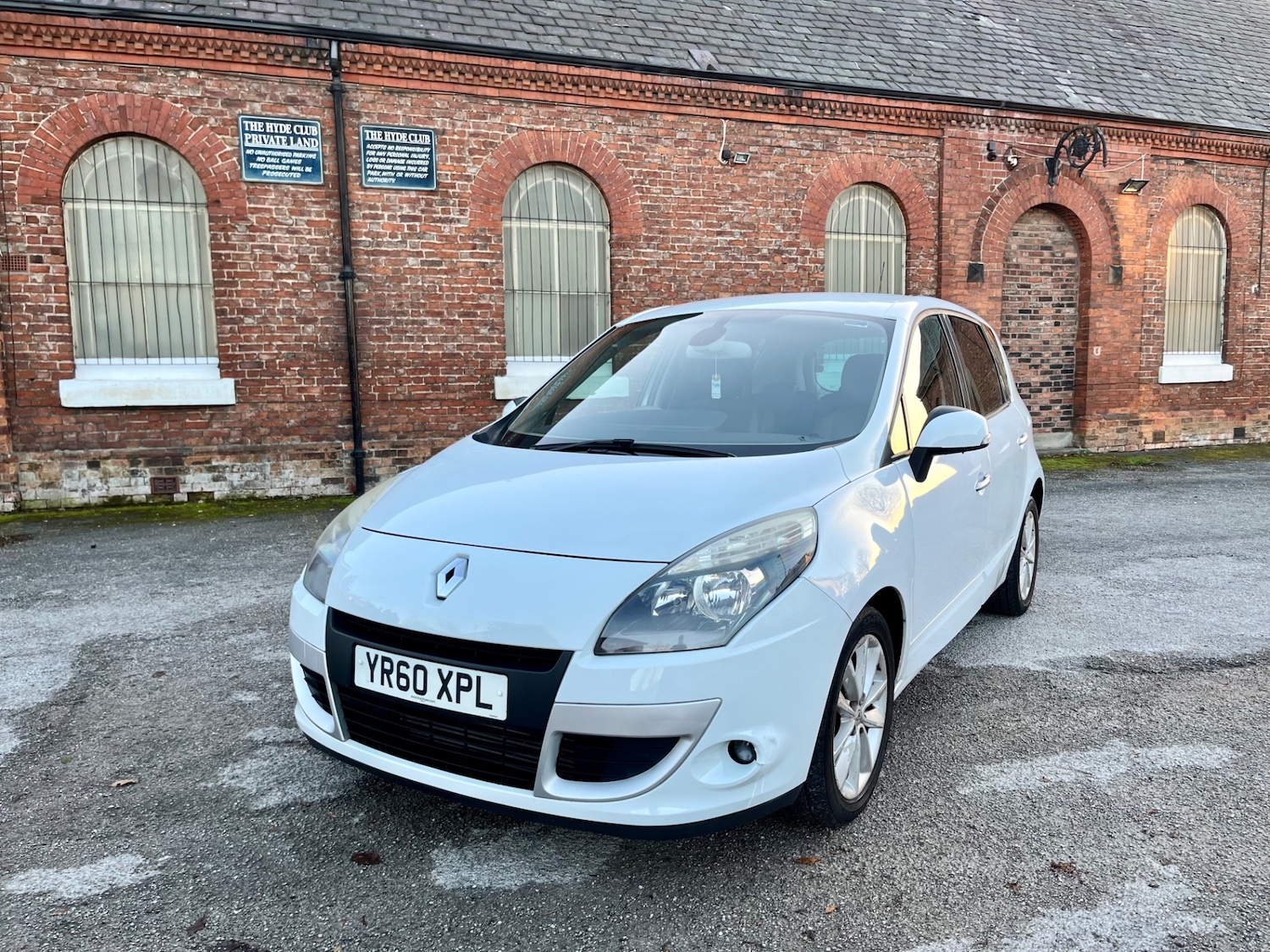 Used Renault Scenic 2010 for sale - 76610782: Photo 3