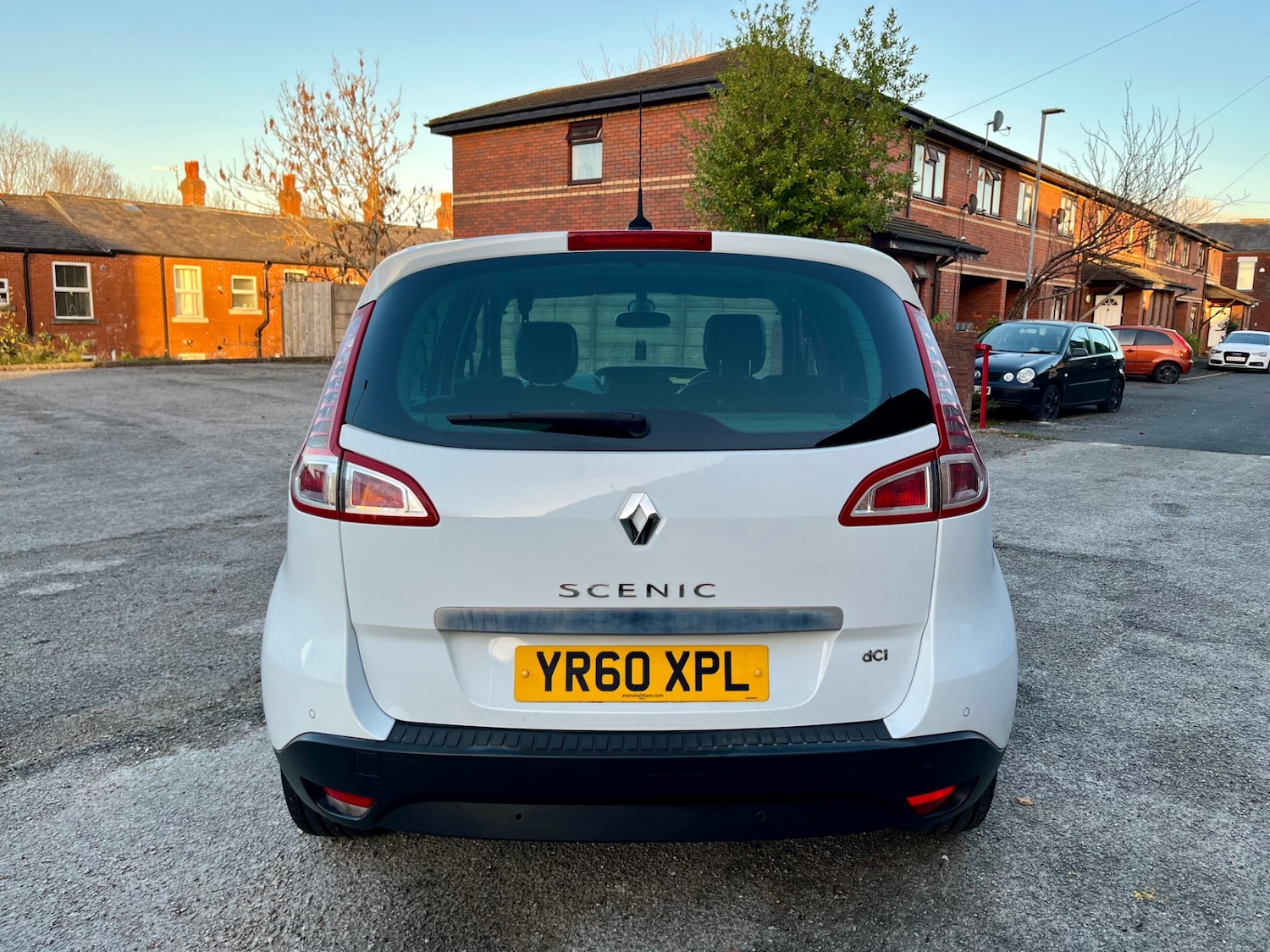 Used Renault Scenic 2010 for sale - 76610782: Photo 6