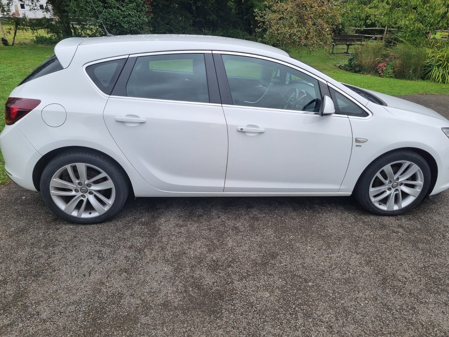 Used Vauxhall Astra 2014 for sale - 76017929: Photo 5