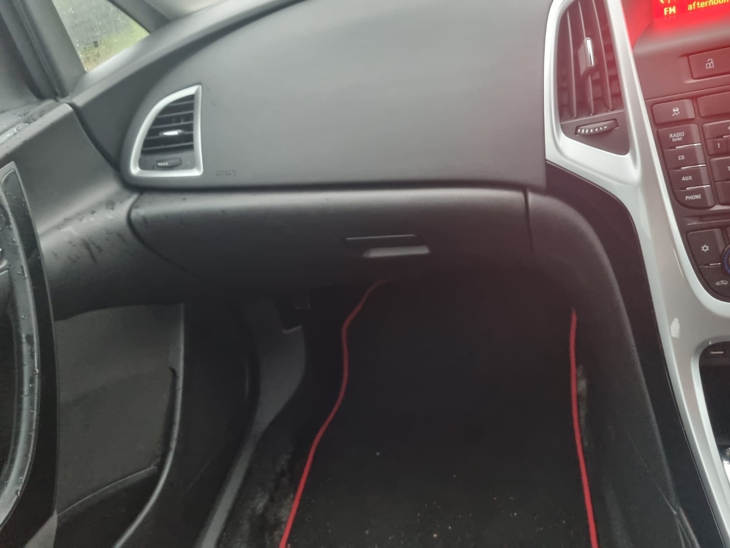 Used Vauxhall Astra 2015 for sale - 77020355: Photo 15