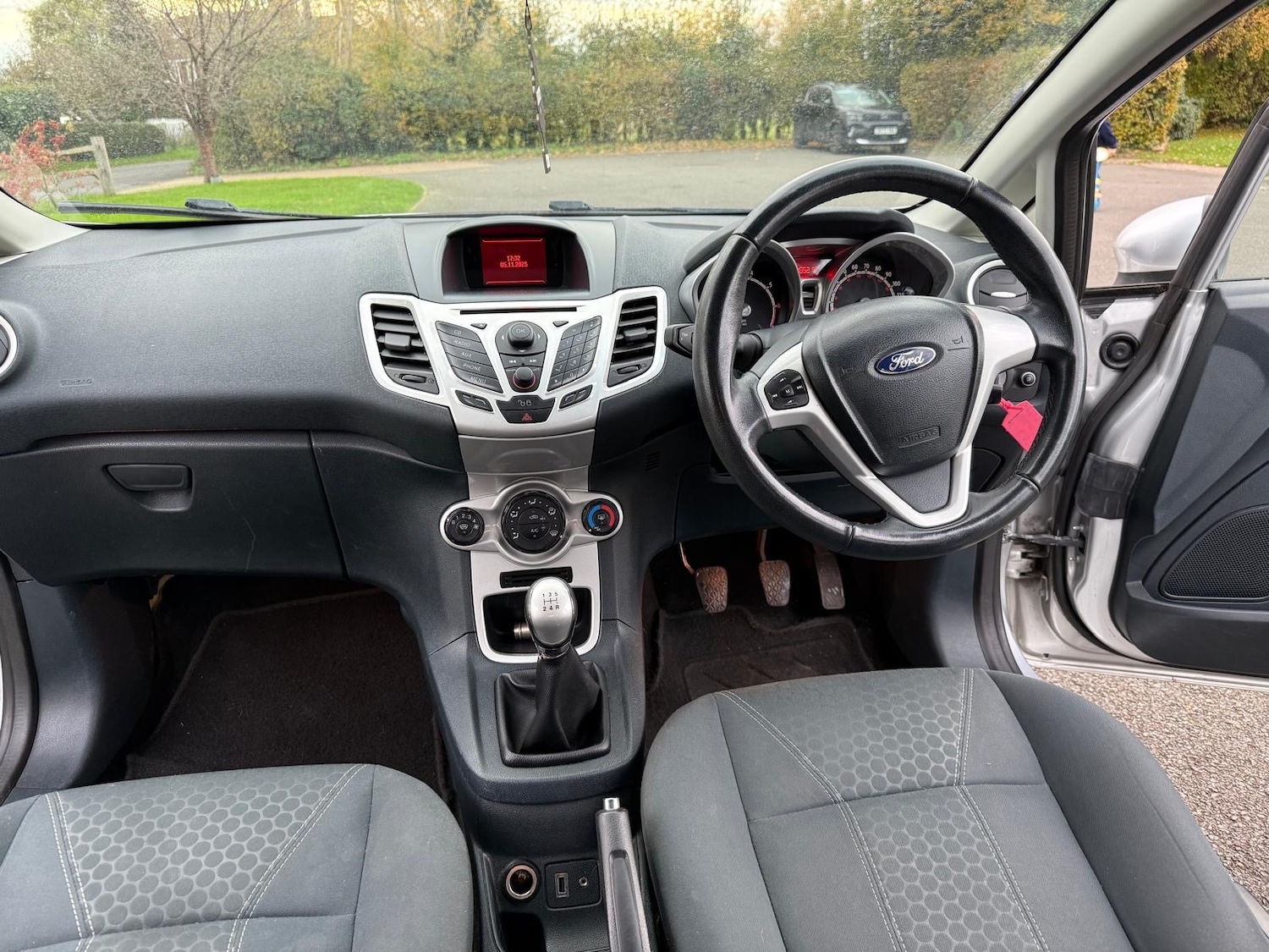 Used Ford Fiesta 2012 for sale - 76482703: Photo 12