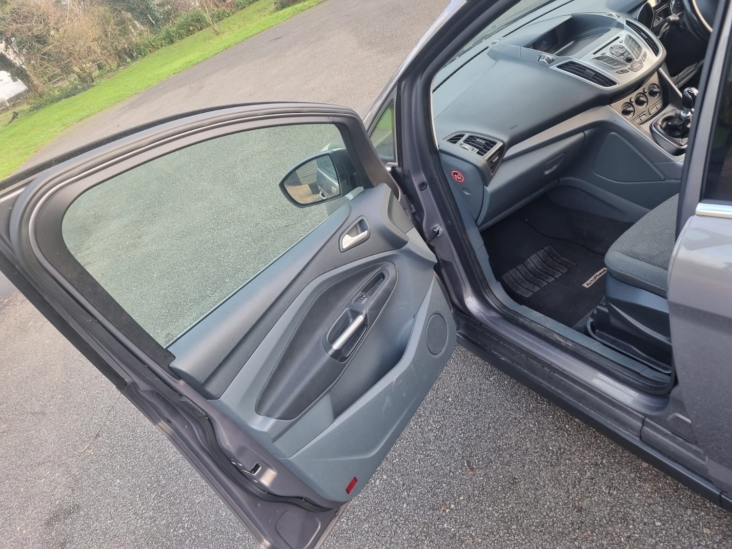 Used Ford C-Max 2012 for sale - 76941128: Photo 15