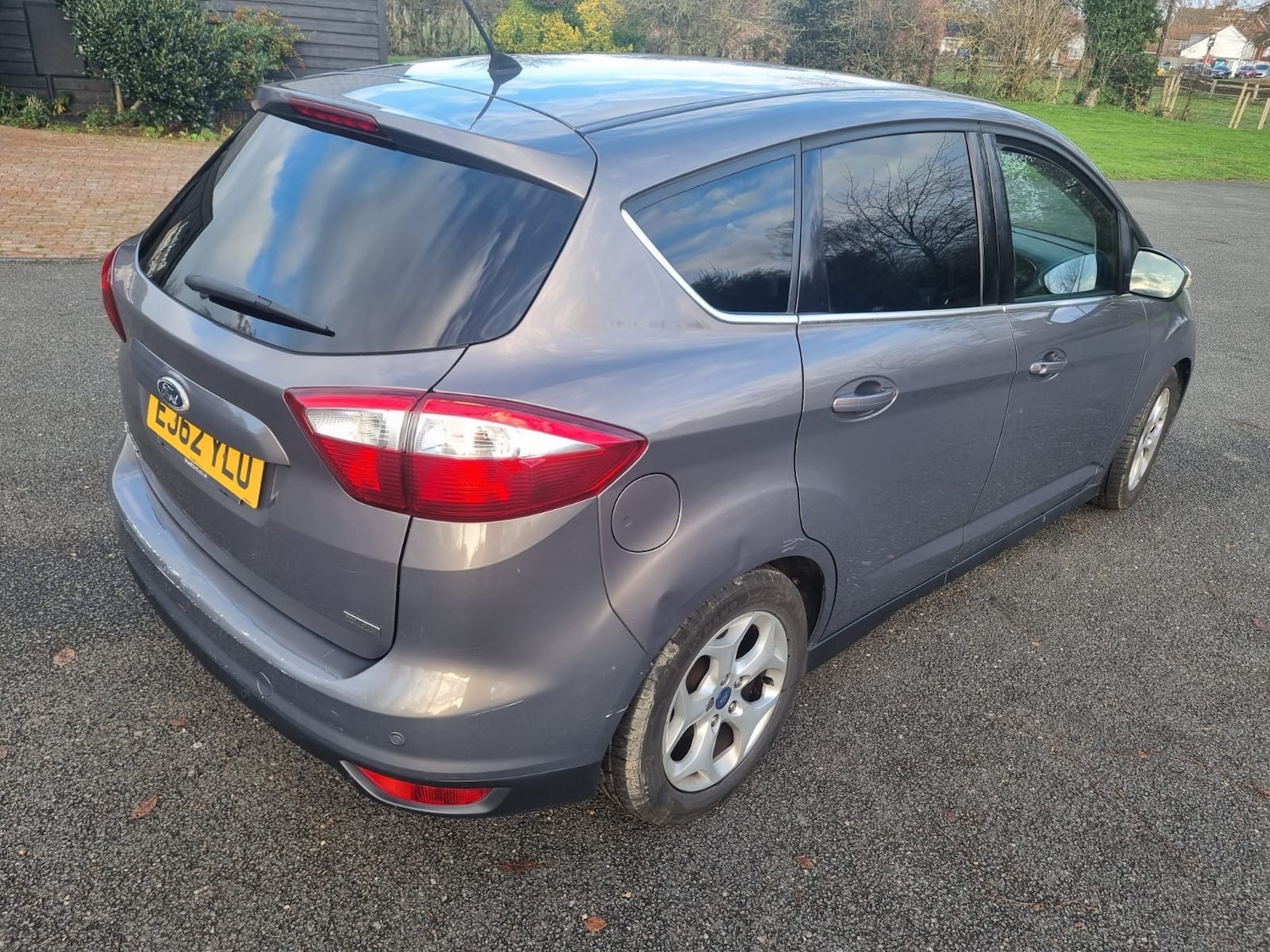 Used Ford C-Max 2012 for sale - 76941128: Photo 5