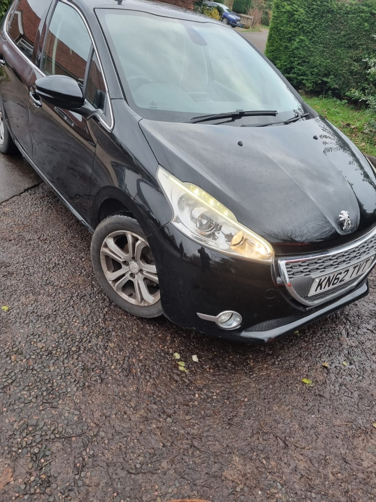Used Peugeot 208 2012 for sale - 76947520: Photo 6