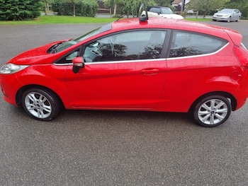 Used Ford Fiesta 2009 for sale - 76017920: Photo 4