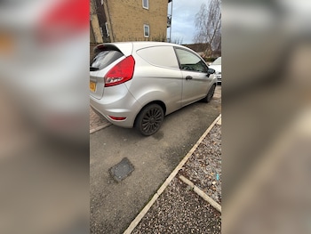 Used Ford Fiesta 2010 for sale - 76748277: Photo