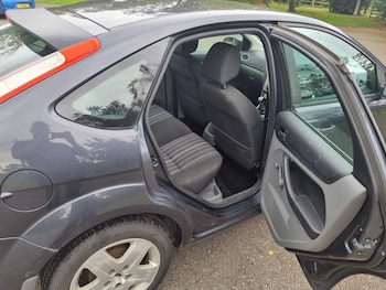 Used Ford Focus 2008 for sale - 76017999: Photo 4