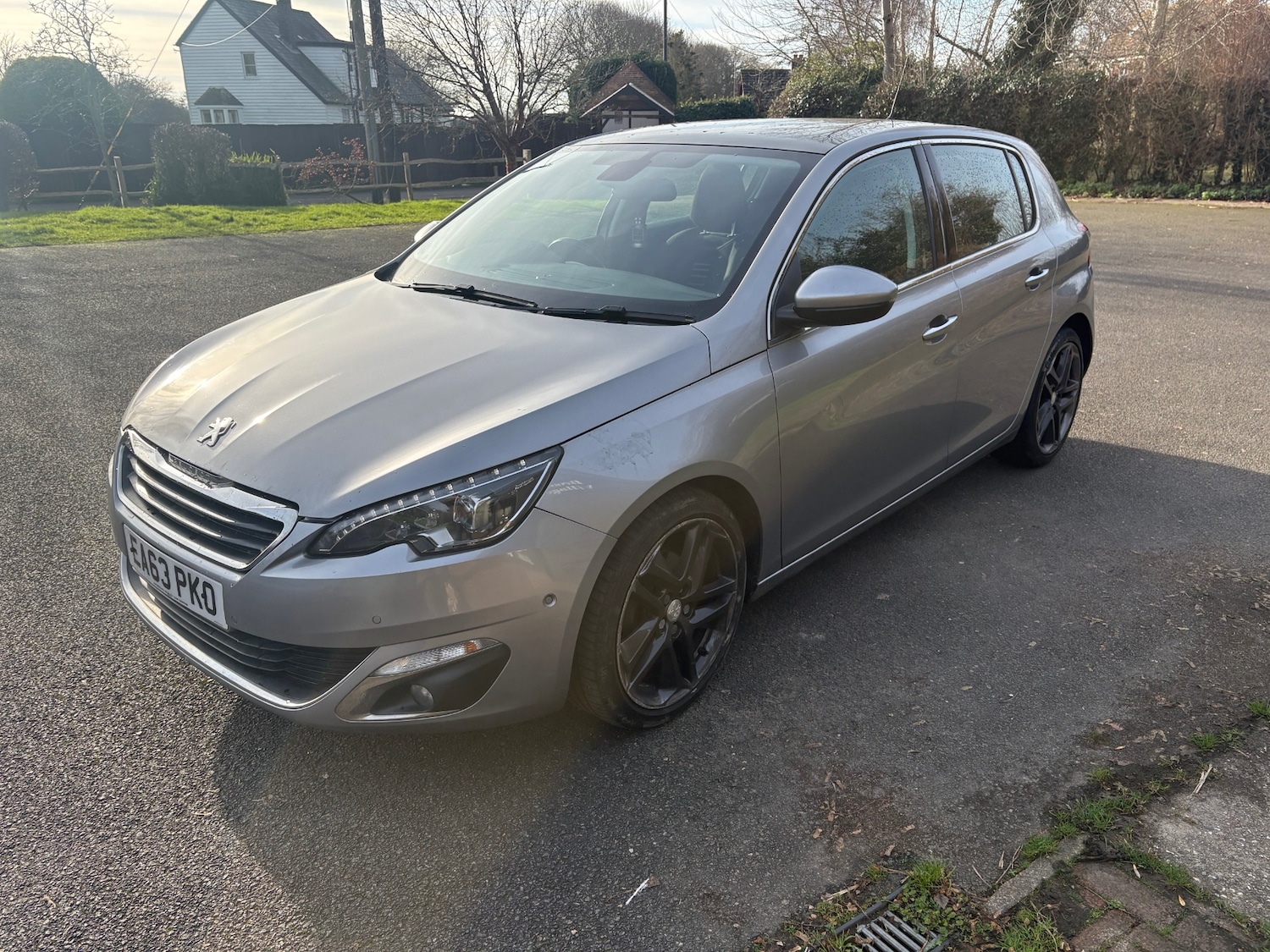 Used Peugeot 308 2013 for sale - 77097055: Photo 2
