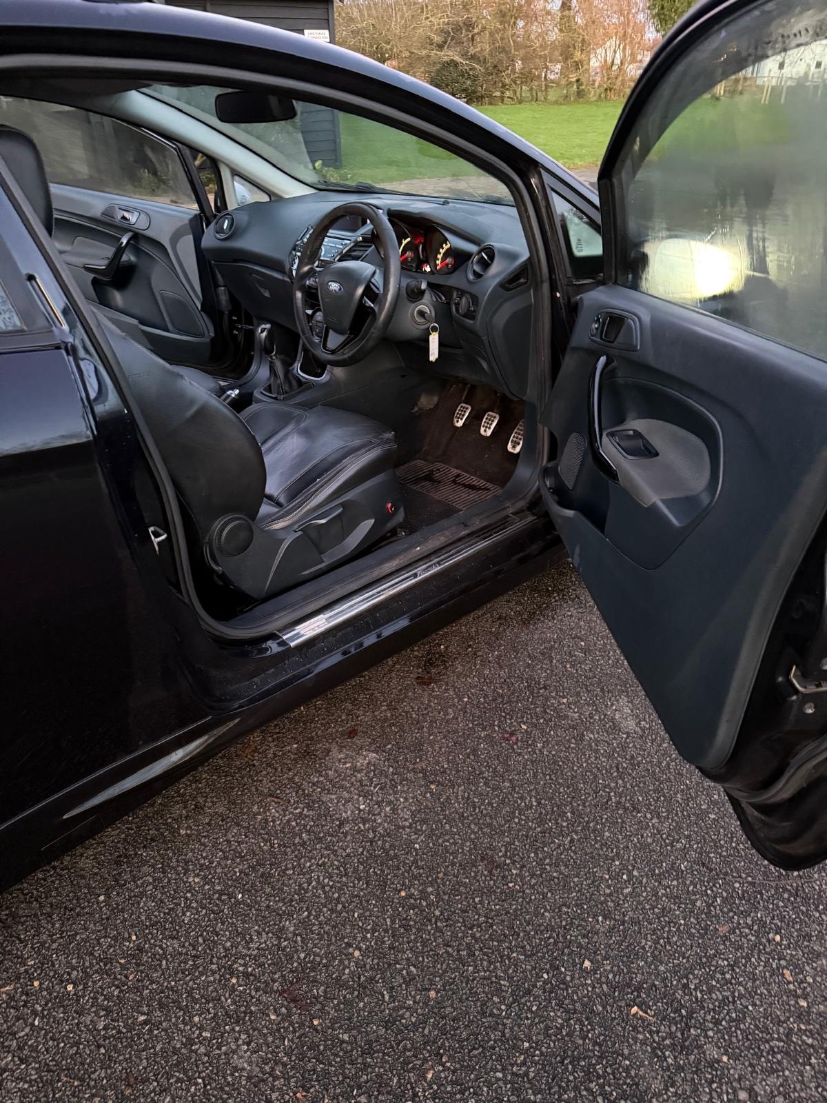 Used Ford Fiesta 2012 for sale - 76935496: Photo 13