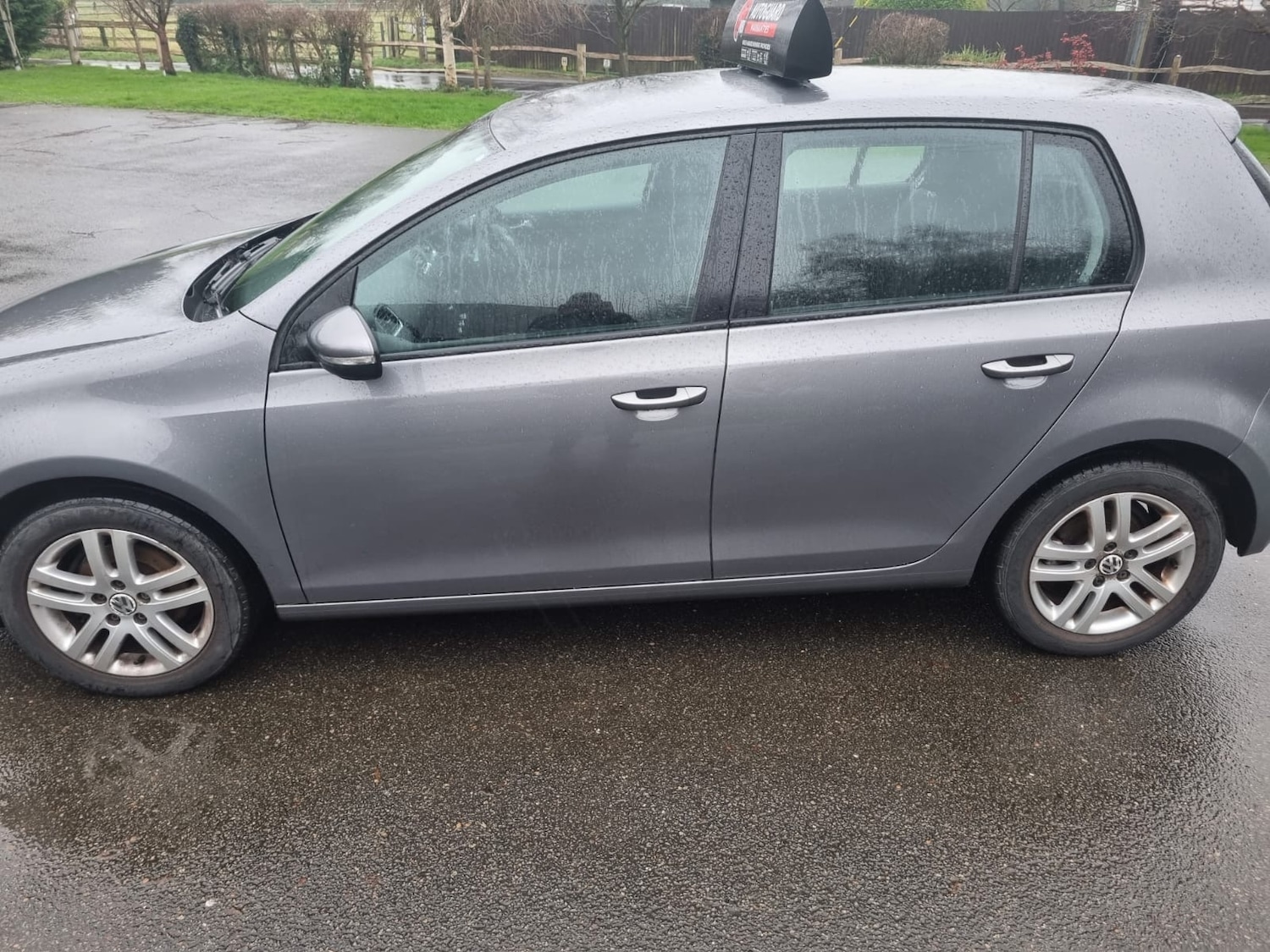 Used Volkswagen Golf 2010 for sale - 77020627: Photo 5