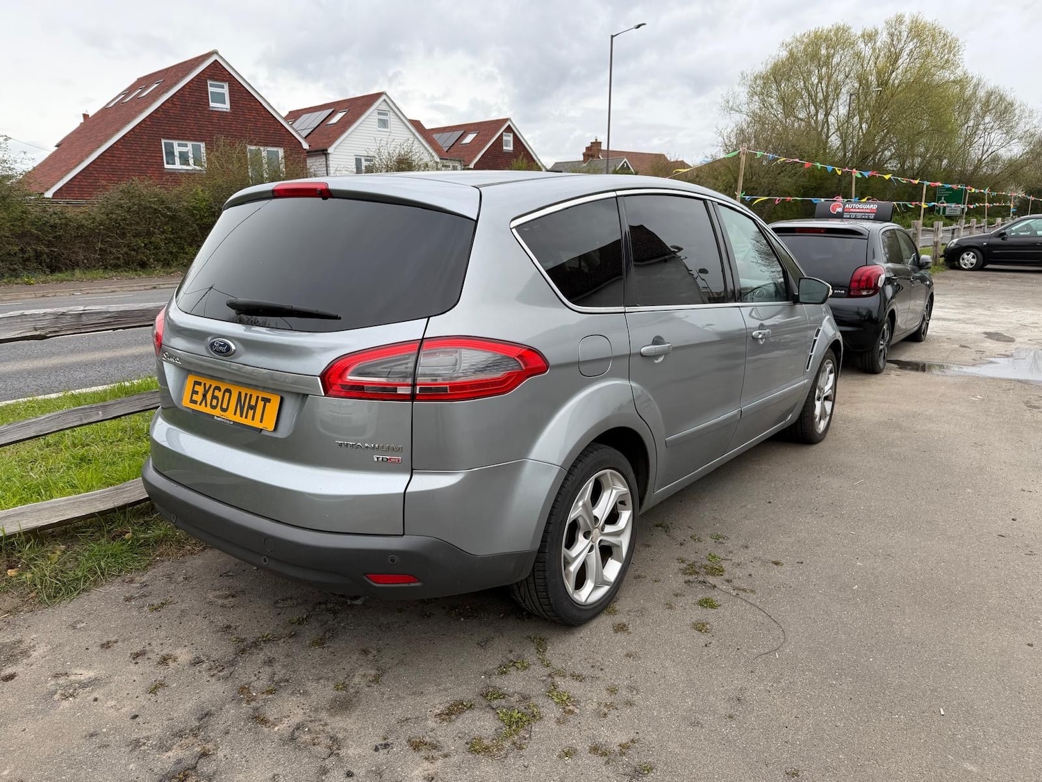 Used Ford S-Max 2010 for sale - 78099044: Photo 4