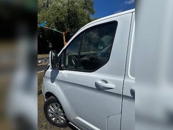Ford - Transit Custom