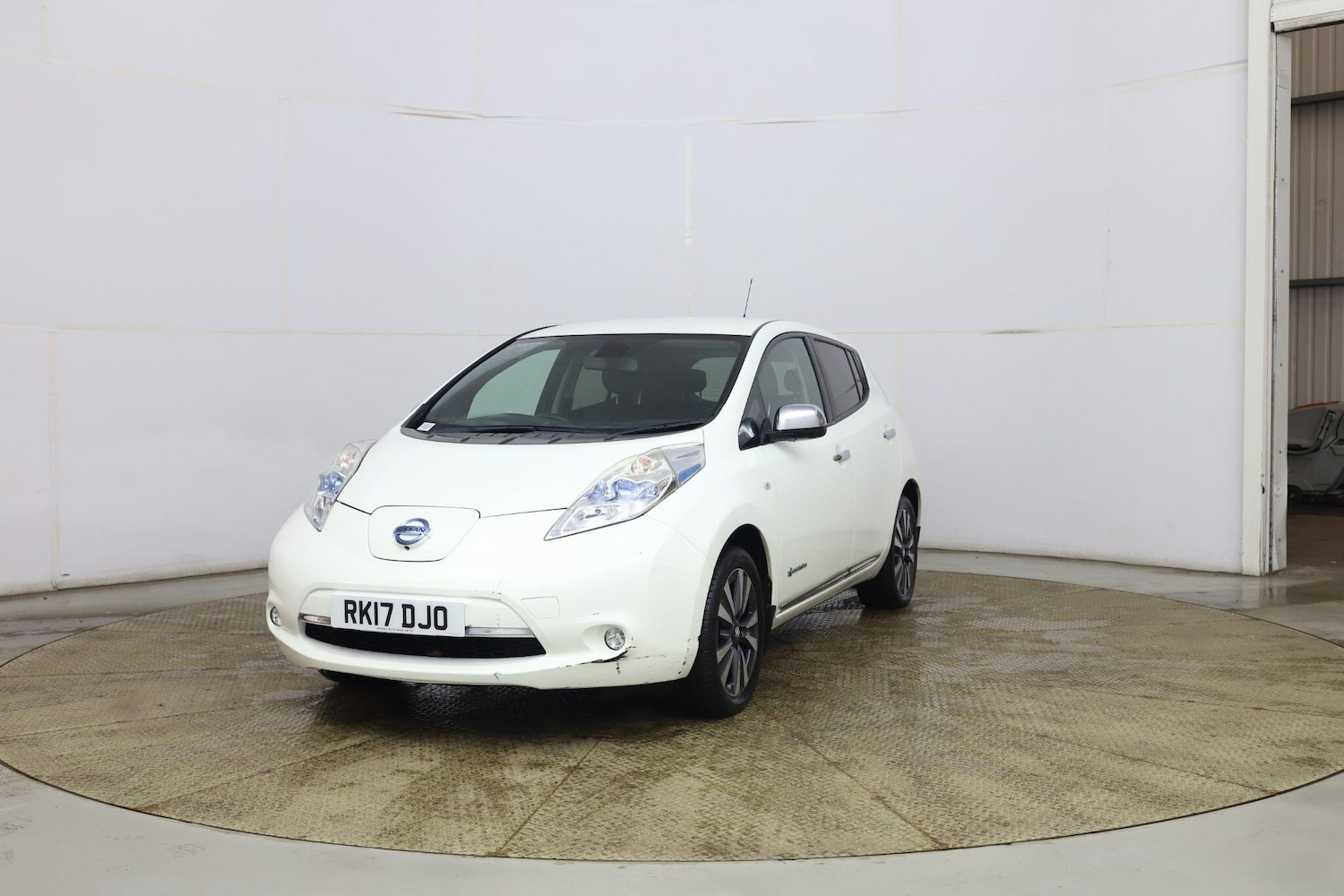 Used Nissan Leaf 2017 for sale - 77838562: Photo 4